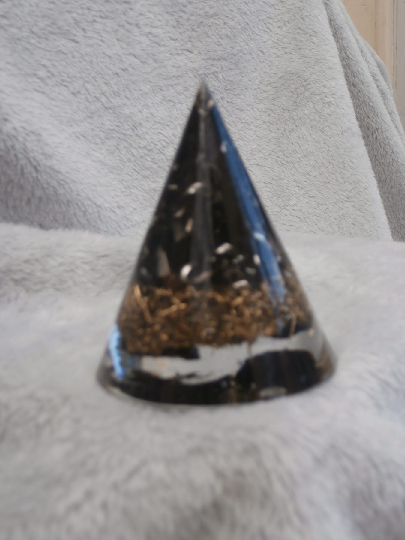 Shungite Orgonite Cone