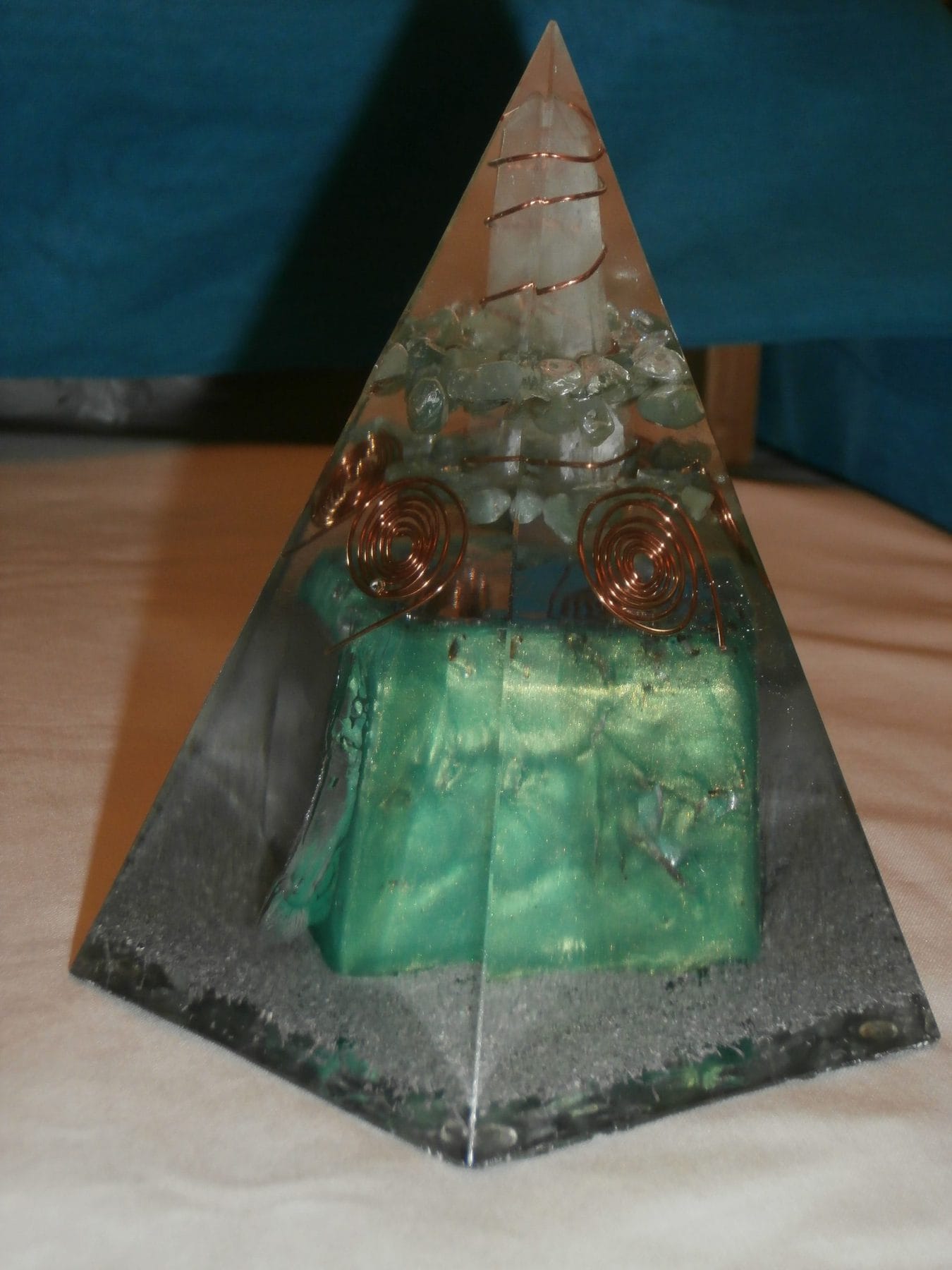 Pentagon Orgonite Pyramid (Green Cube)