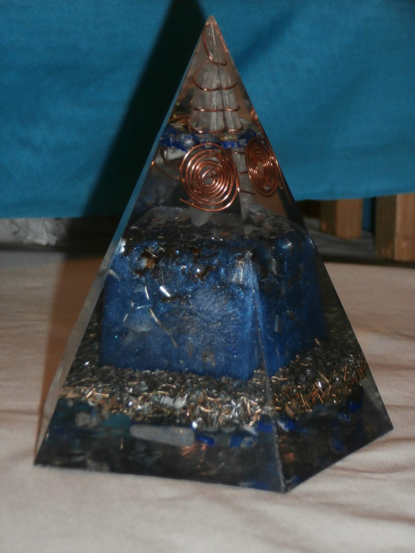 Pentagon Orgonite Pyramid (Blue cube)